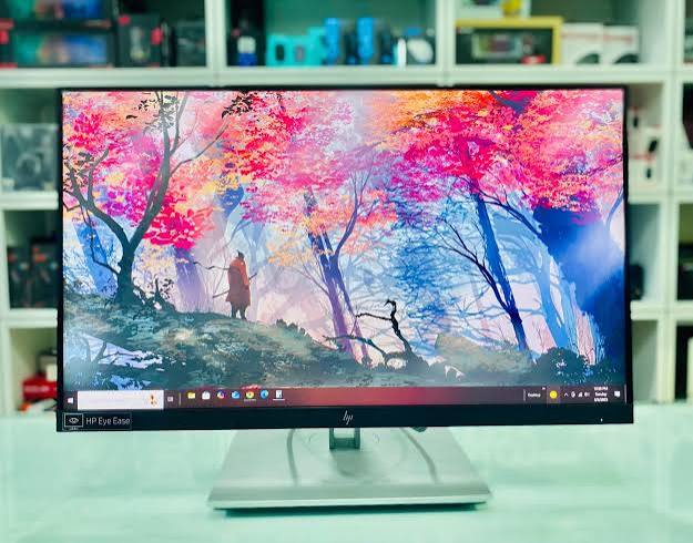 HP L1950G 19 Inch LED Monitor | Square Display | VGA + DVI | Grade A Used | Office & Home Monitor